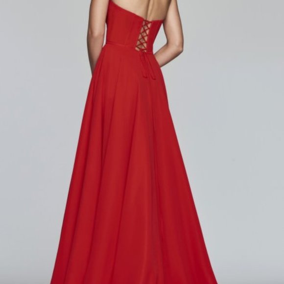 Faviana Strapless Sweetheart Chiffon Gown - Picture 3 of 6